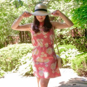 The Cutest Vintage Summer Daisy Shift Dress